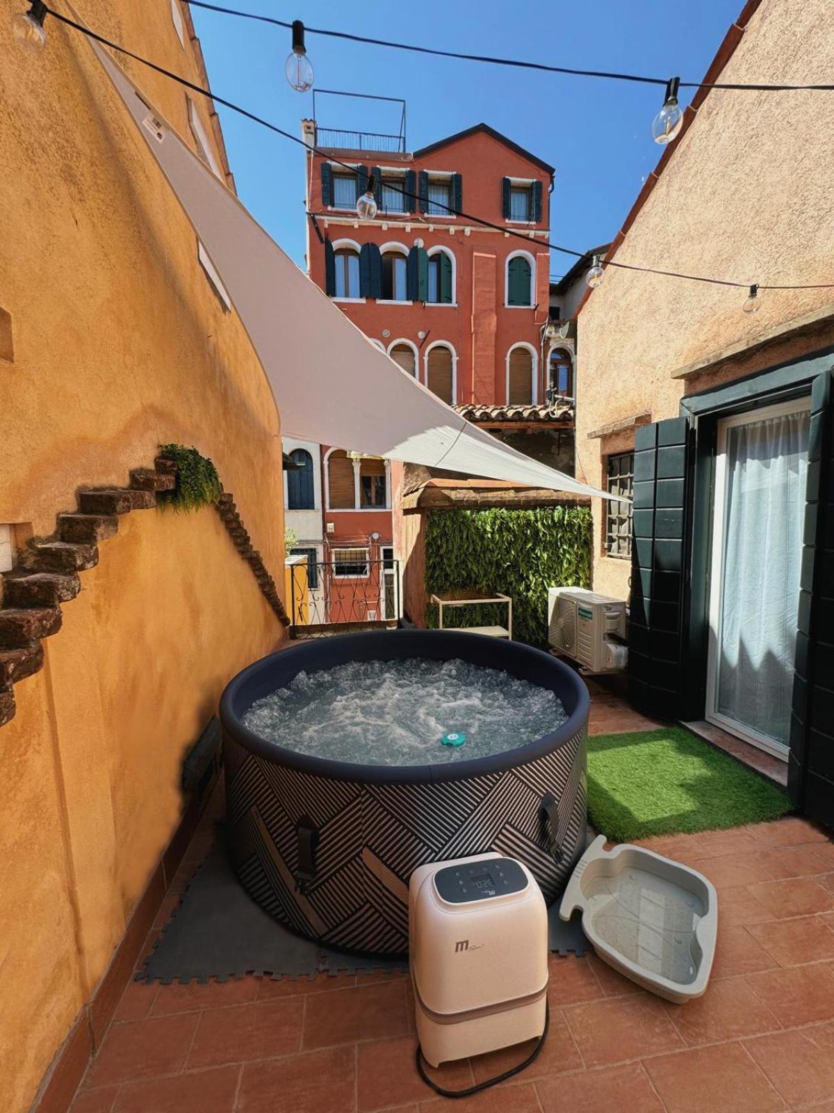 Suite Rava - San Marco With Pool Venezia Eksteriør bilde